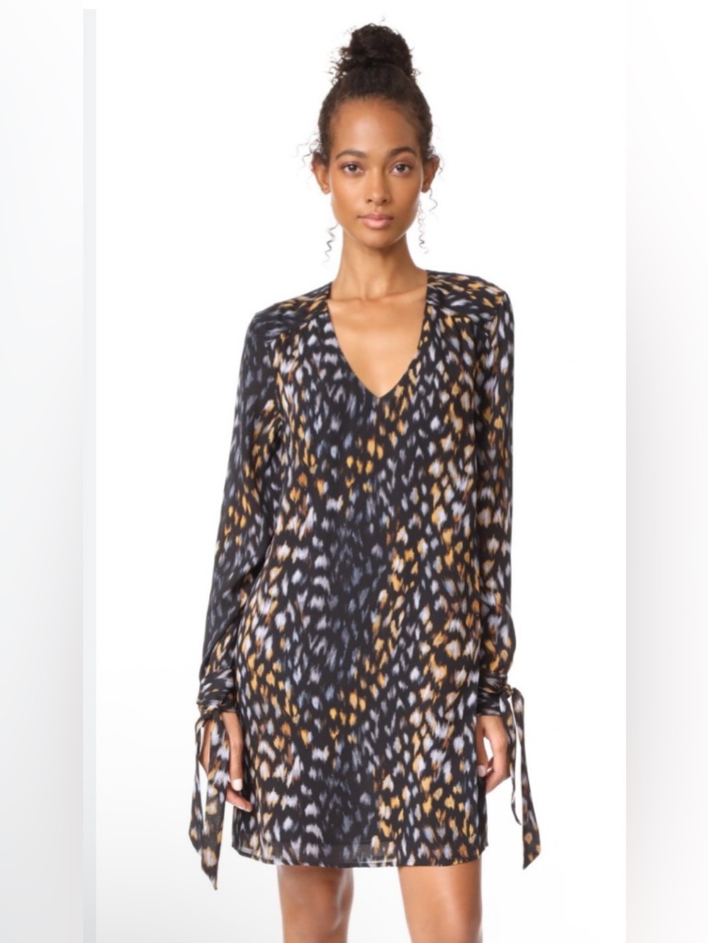 Equipment 100% Silk Black
Leopard Print Long Tie Sleeves
Mini Dress M NW T